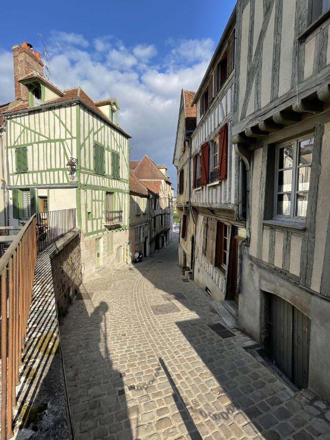 Appartement Le Cadet Roussel Auxerre Les Quais Dış mekan fotoğraf