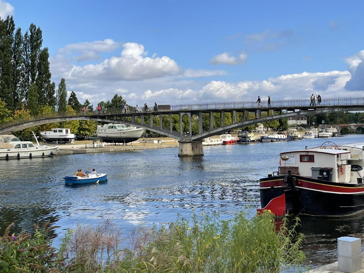 Appartement Le Cadet Roussel Auxerre Les Quais Dış mekan fotoğraf